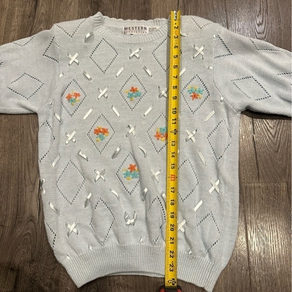 Vintage Western Connection Sweater Sz S Blue Pointelle Ribbon Bouquet Floral - Picture 9 of 10